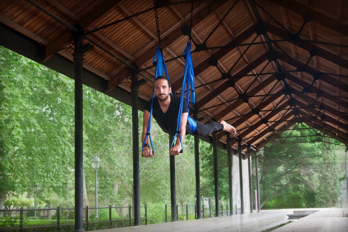 Clases de yoga aéreo online